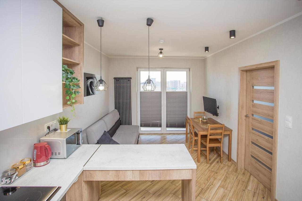 Urban Jungle - Vera Apartment ビャウィストク エクステリア 写真